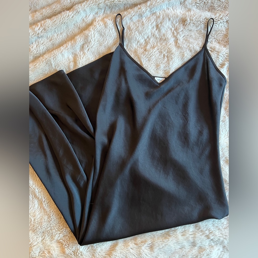 Aritzia Wilfred Satin Slip Dress